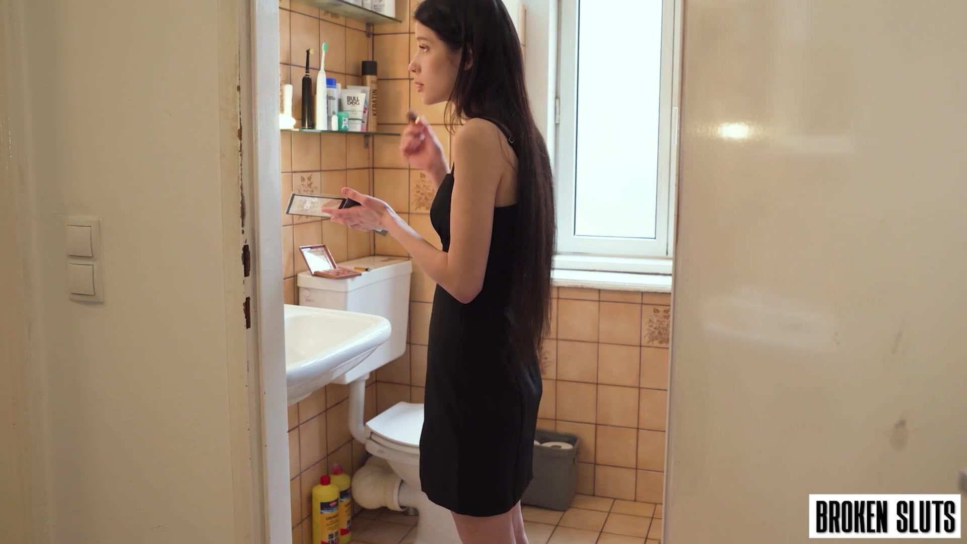 Sophie Weber: MAKE ME PRETTY