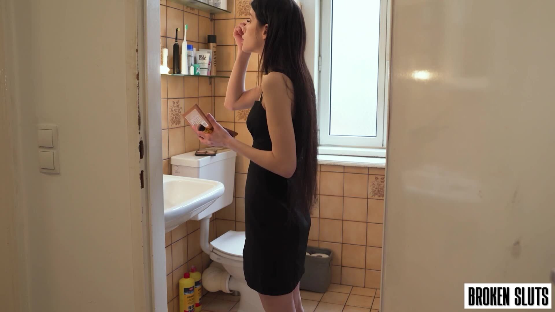 Sophie Weber: MAKE ME PRETTY