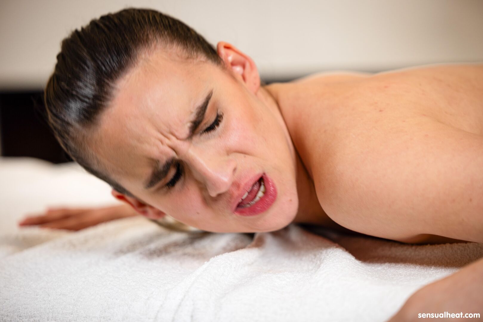 Sensual massage with happy ending