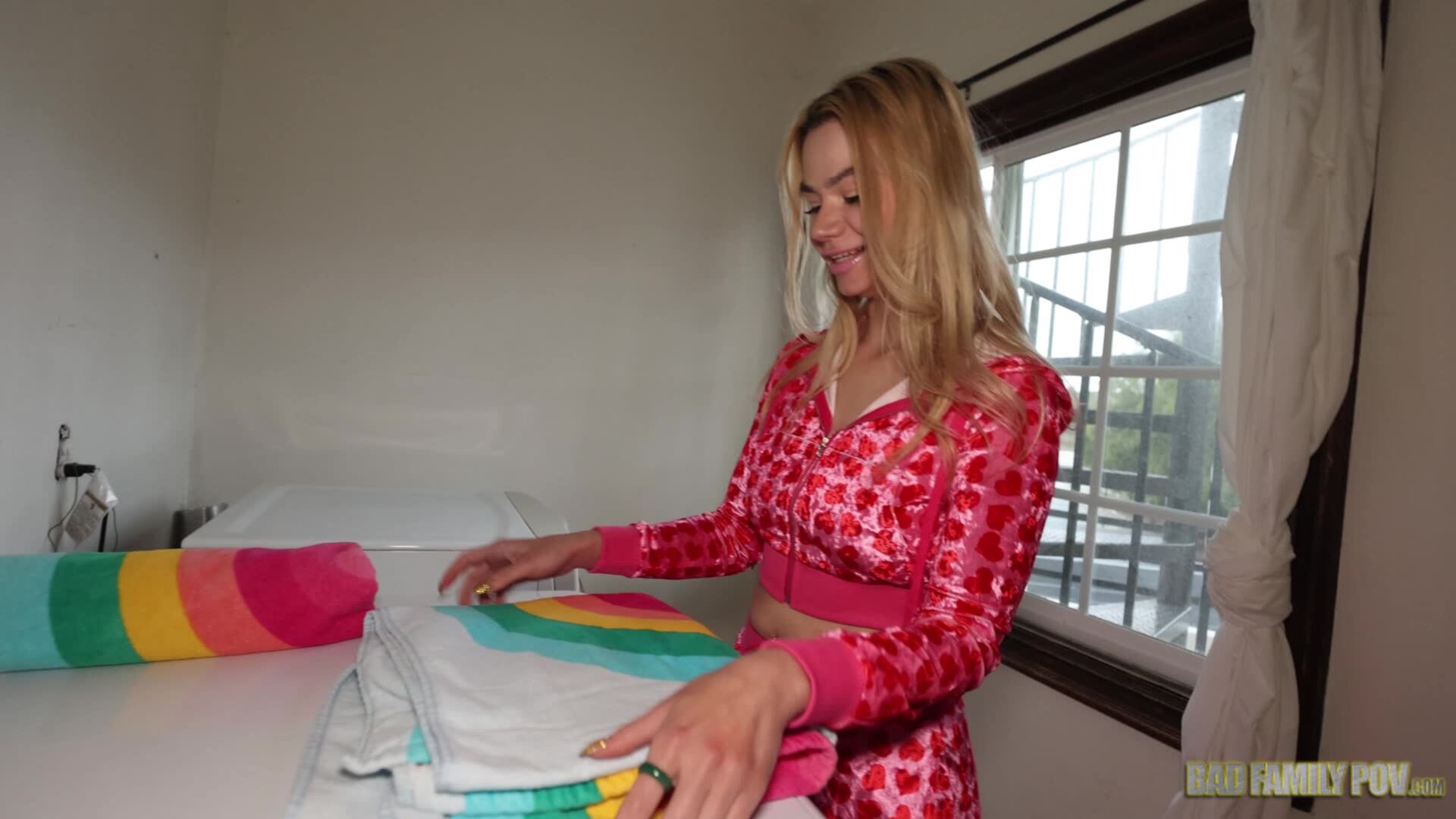 Angelica Coralvine: Hot Blonde Stepmom Lets Stepson Fuck Her While She Folds Laundry