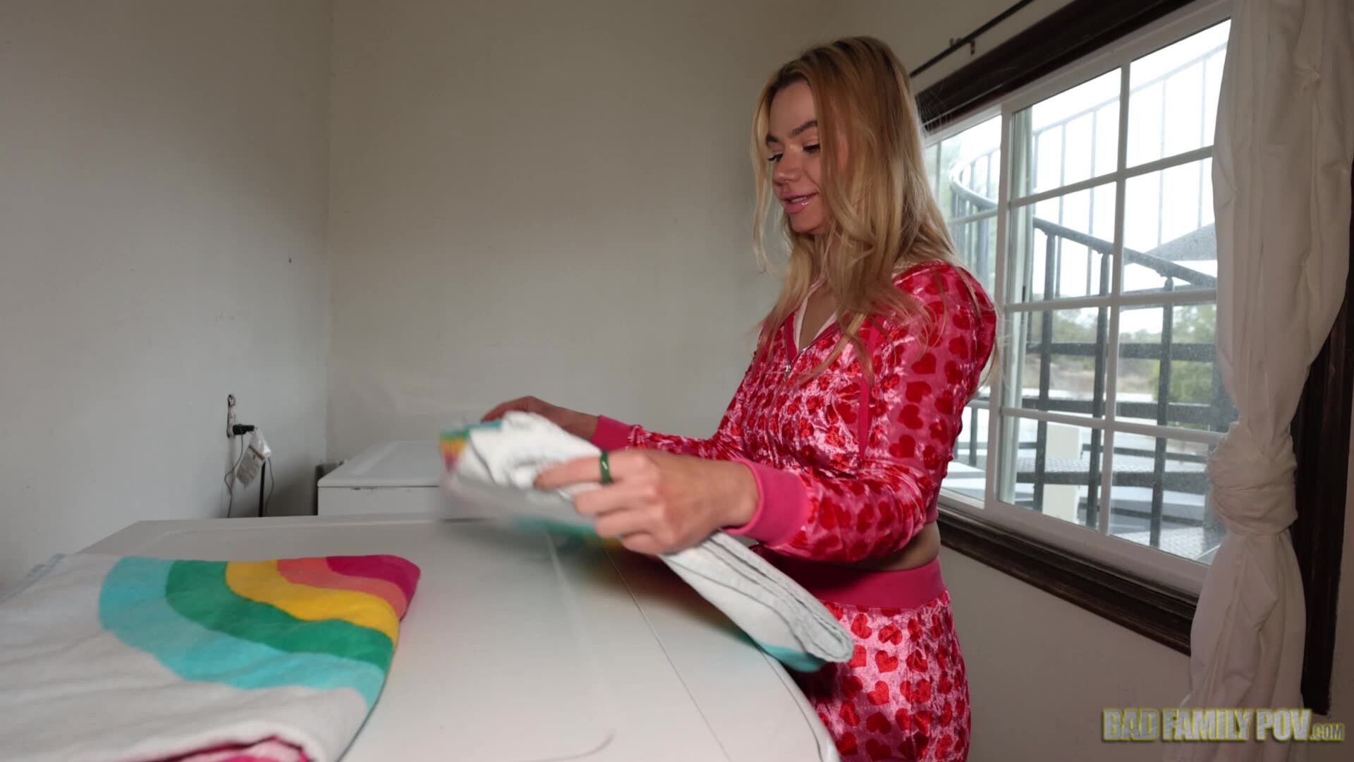 Angelica Coralvine: Hot Blonde Stepmom Lets Stepson Fuck Her While She Folds Laundry