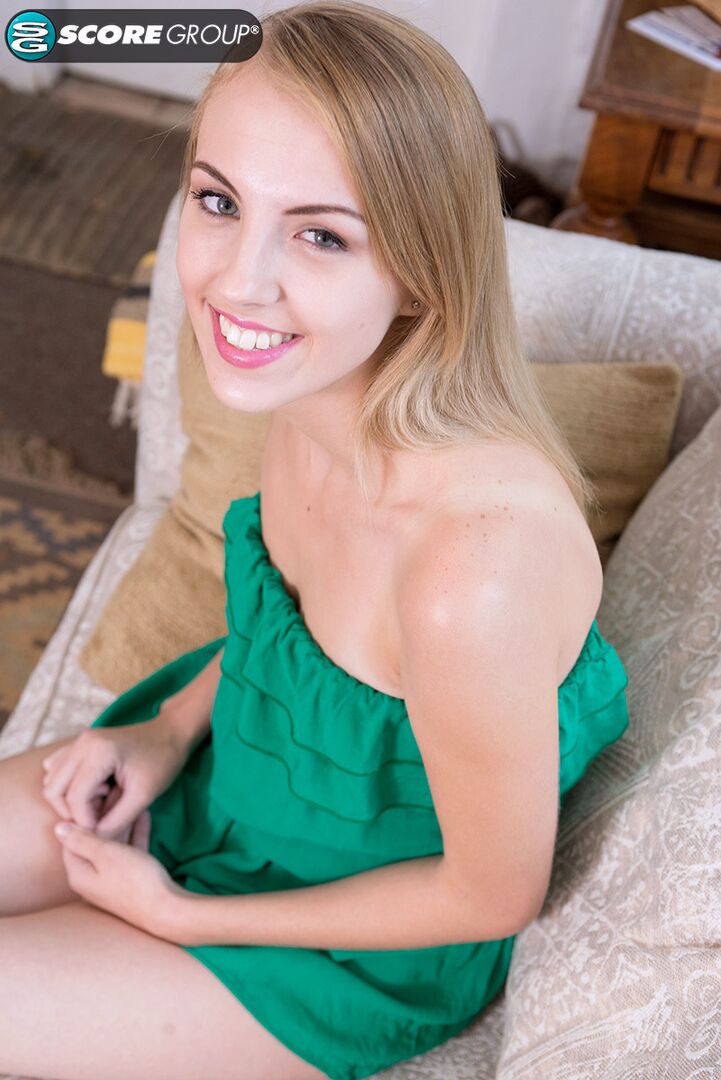 Jenna Marie fucks her boyfriend and wants you to watch.