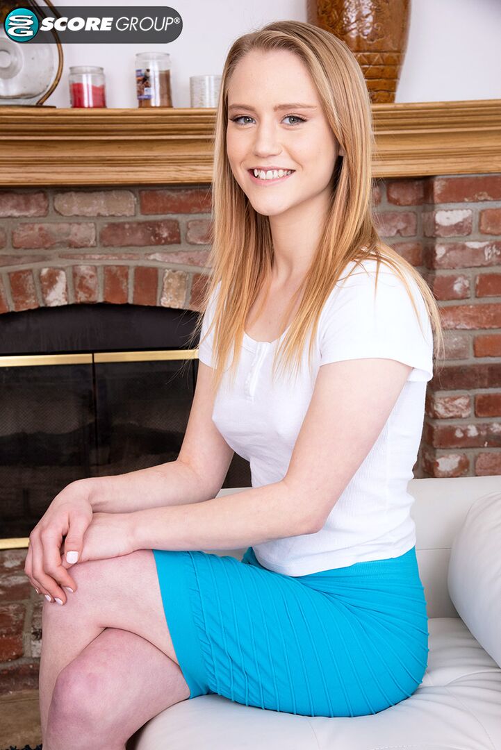 Ali is a teenaged babe who loves eating pussy and sucking cock.