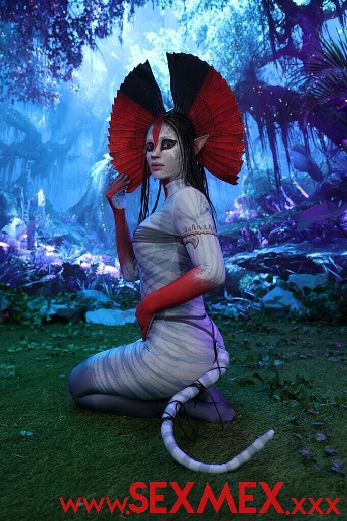 ASSVATAR - THE FIERY CHICK . Salome Gil