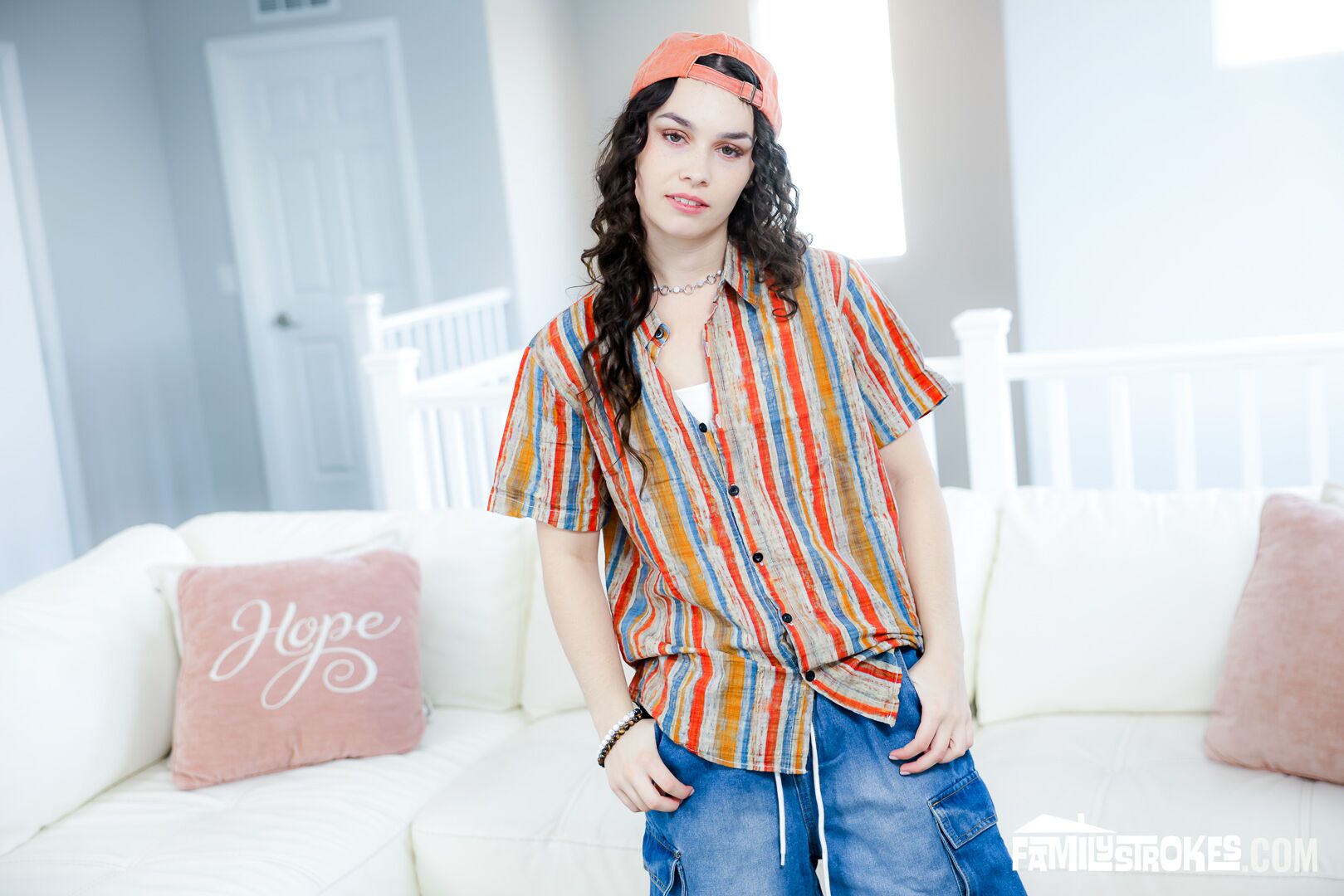 “Please Teach Me How To Fuck…” Tomboy Sis Is the Perfect V-Day Gift