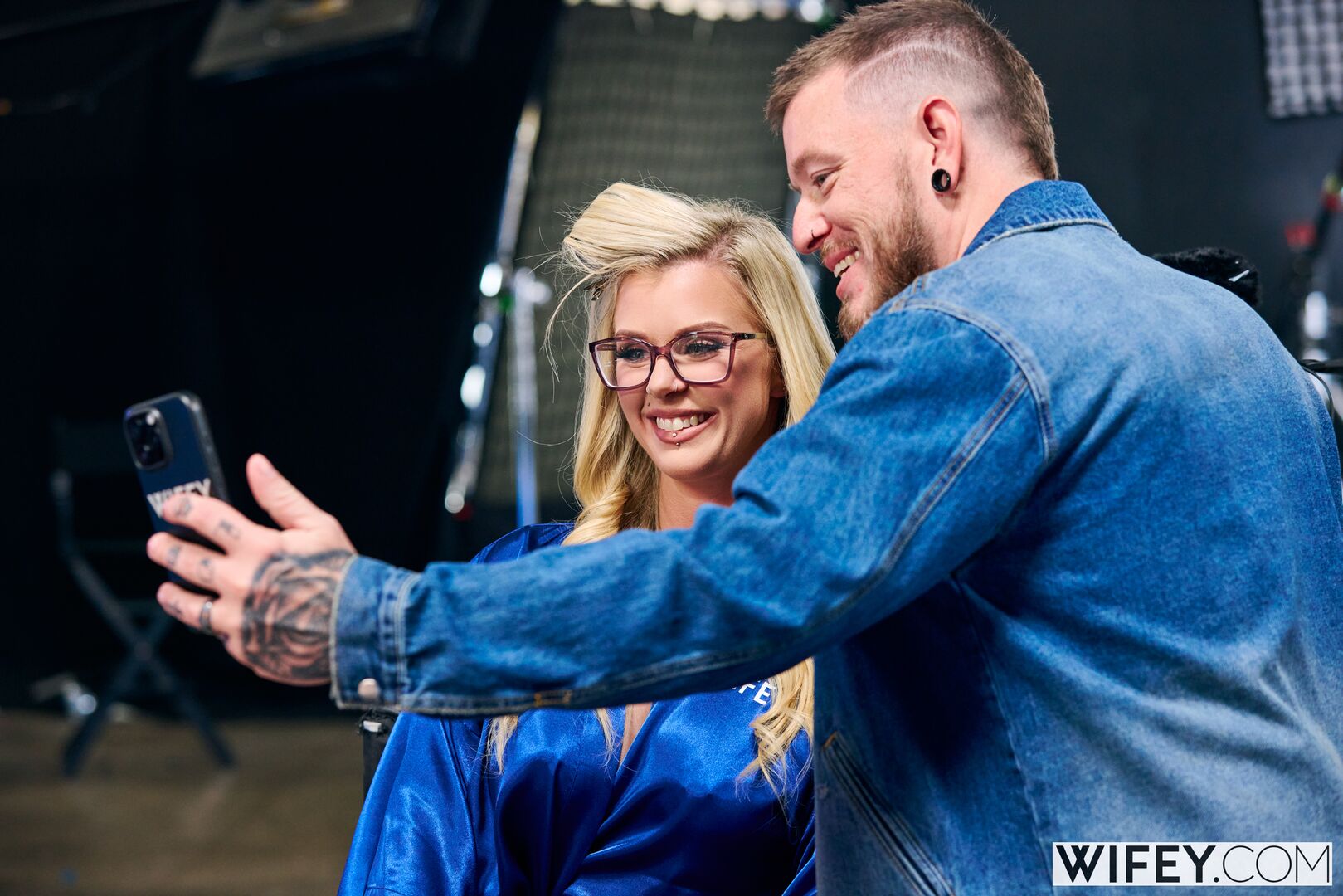 Ashley And Kyle: BBC-Loving Blonde Hotwife Ashley Gets Fucked Hard
