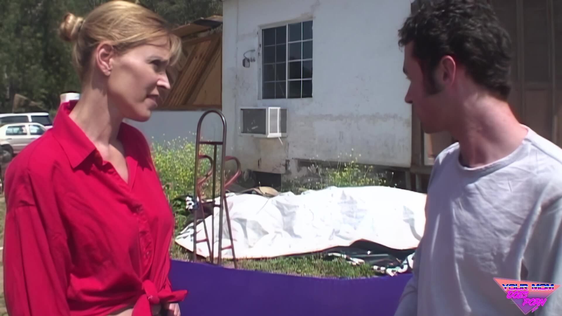 Horny MILF Gets Off In The Backyard