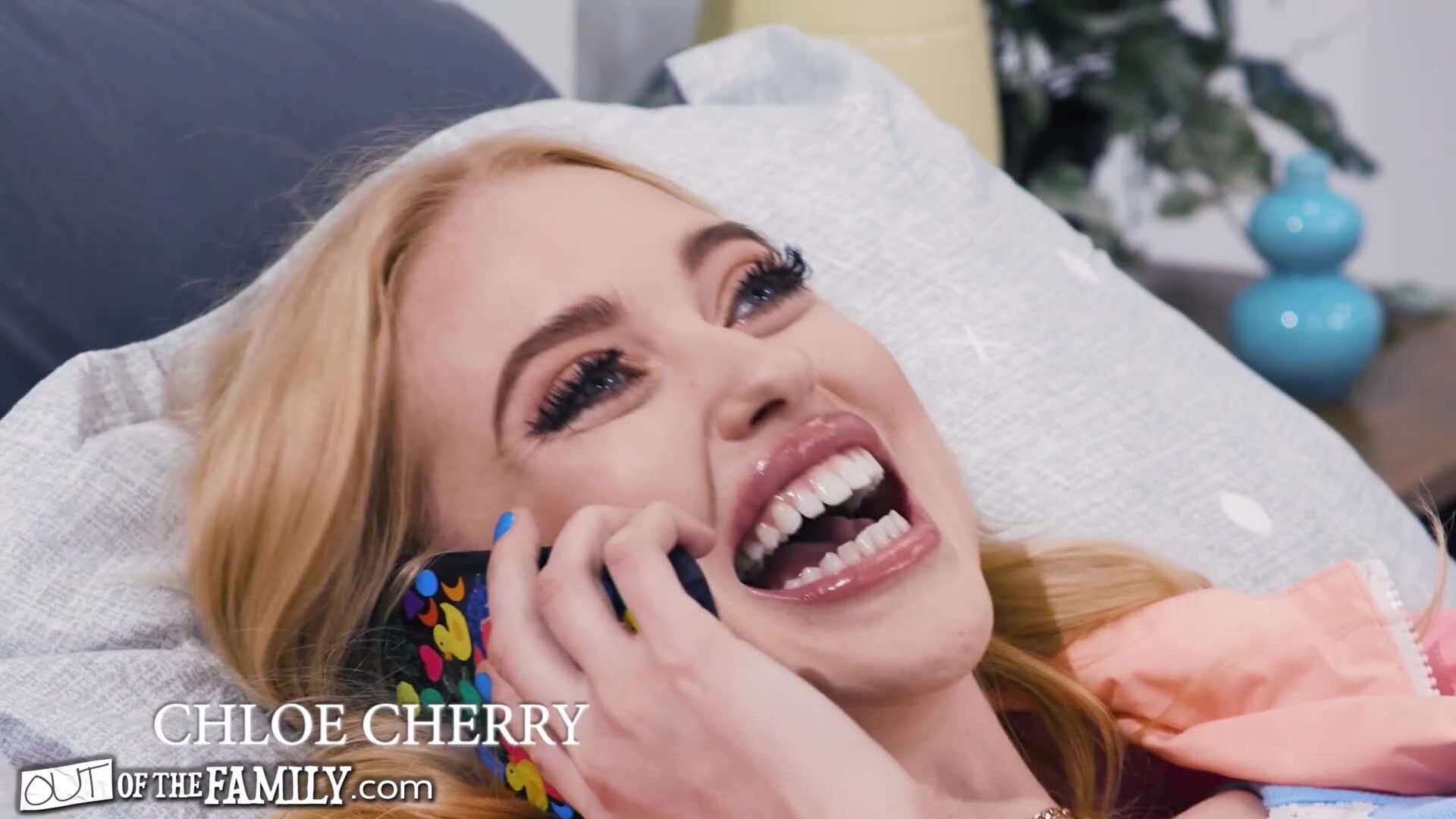 Outofthefamily: Chloe Cherry