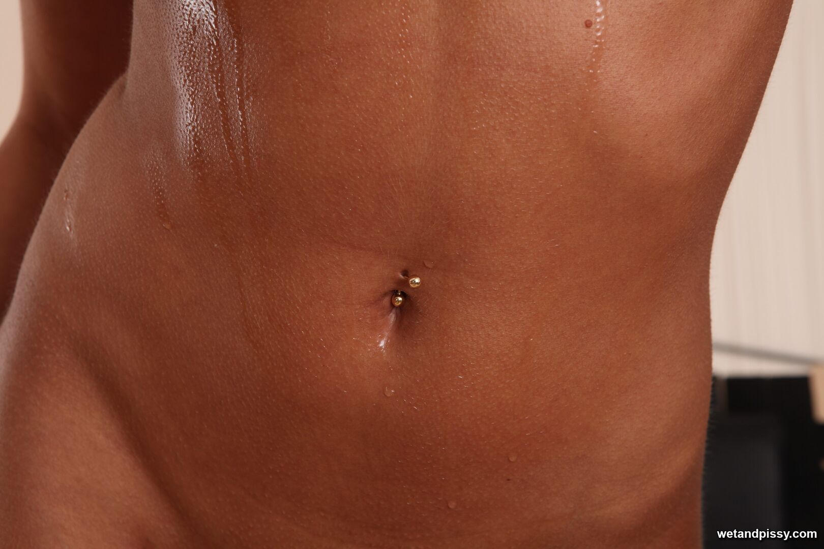 Silvie — Wet DeLuxe