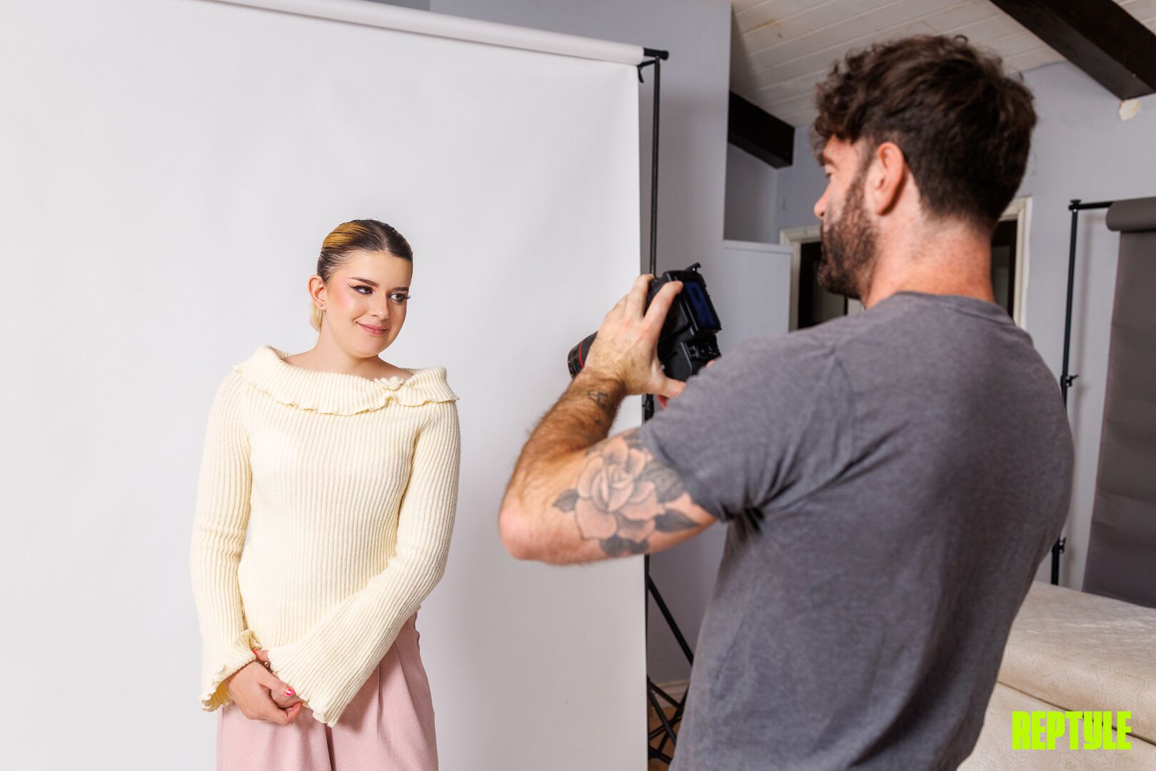 Concept: Perverted Photoshoot (Her Boyfriend Doesn't Know!)