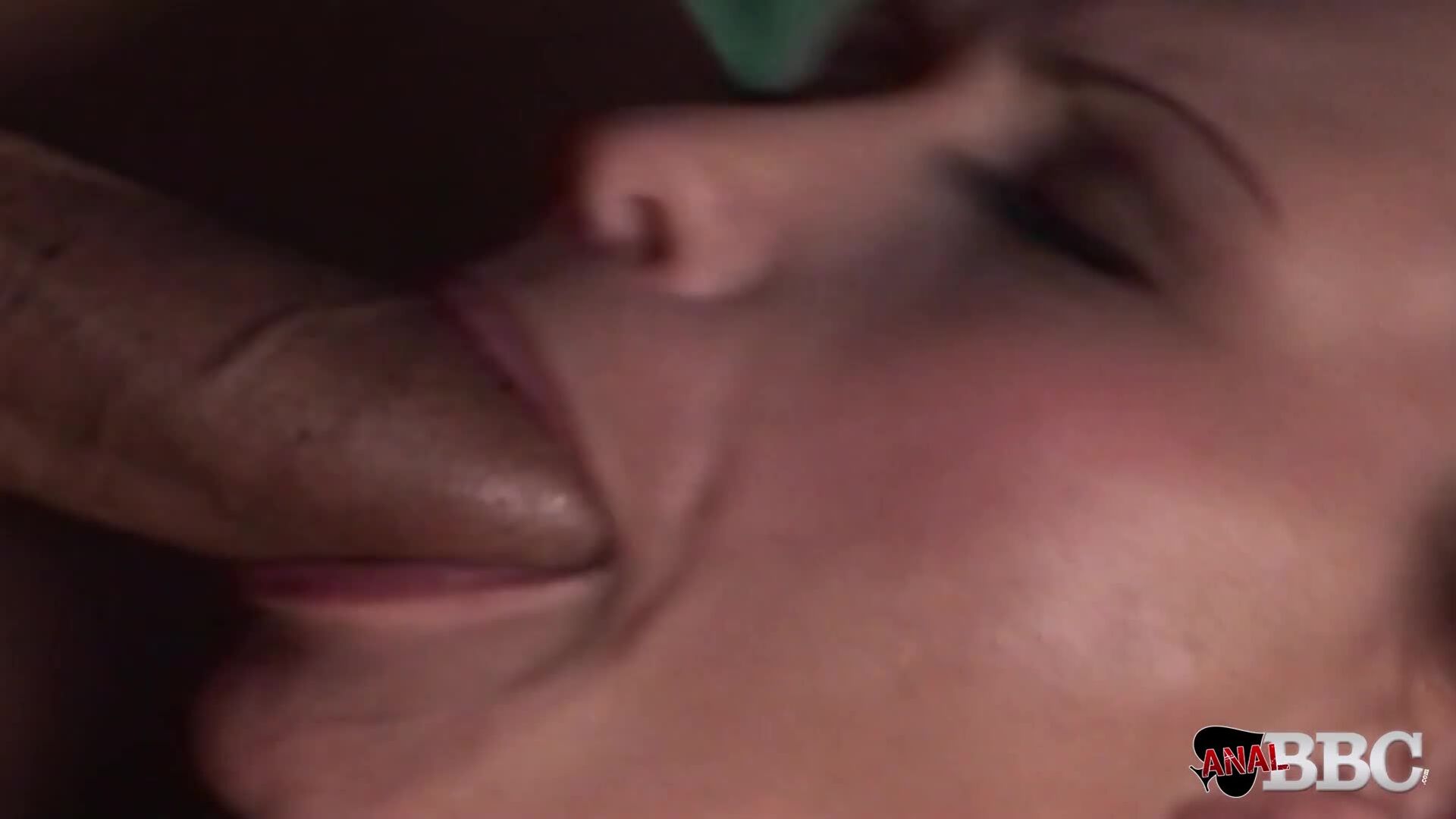 Katja Kassin: Poolside Anal