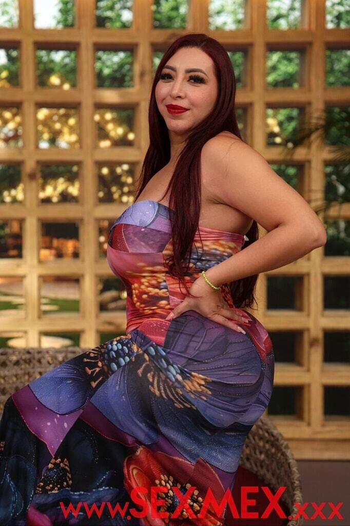 MILFS ON THE PROWL . Kari Cachonda Gali Diva