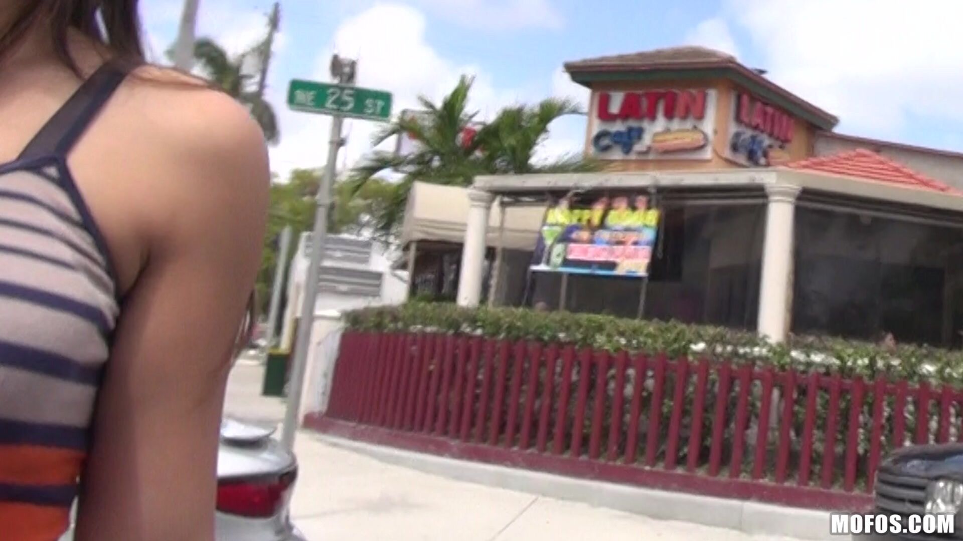 Street Blowjob !