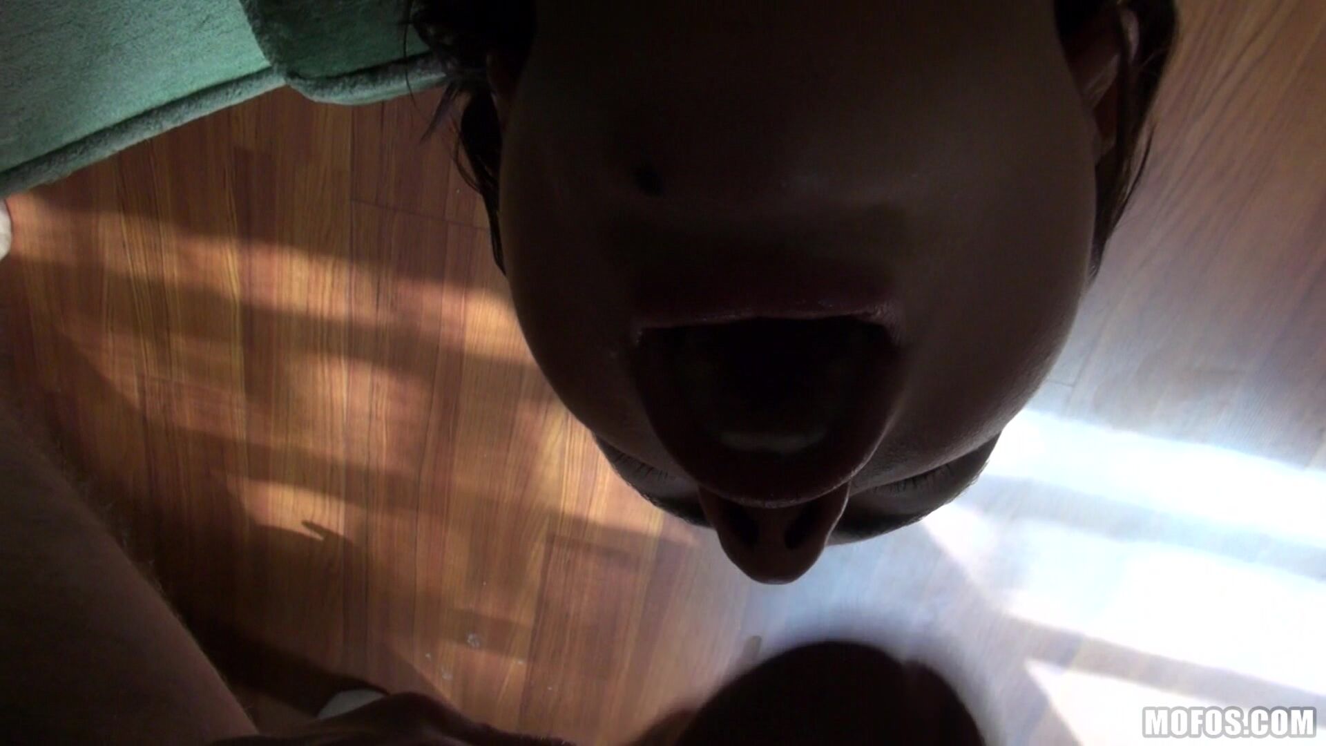 Street Blowjob !
