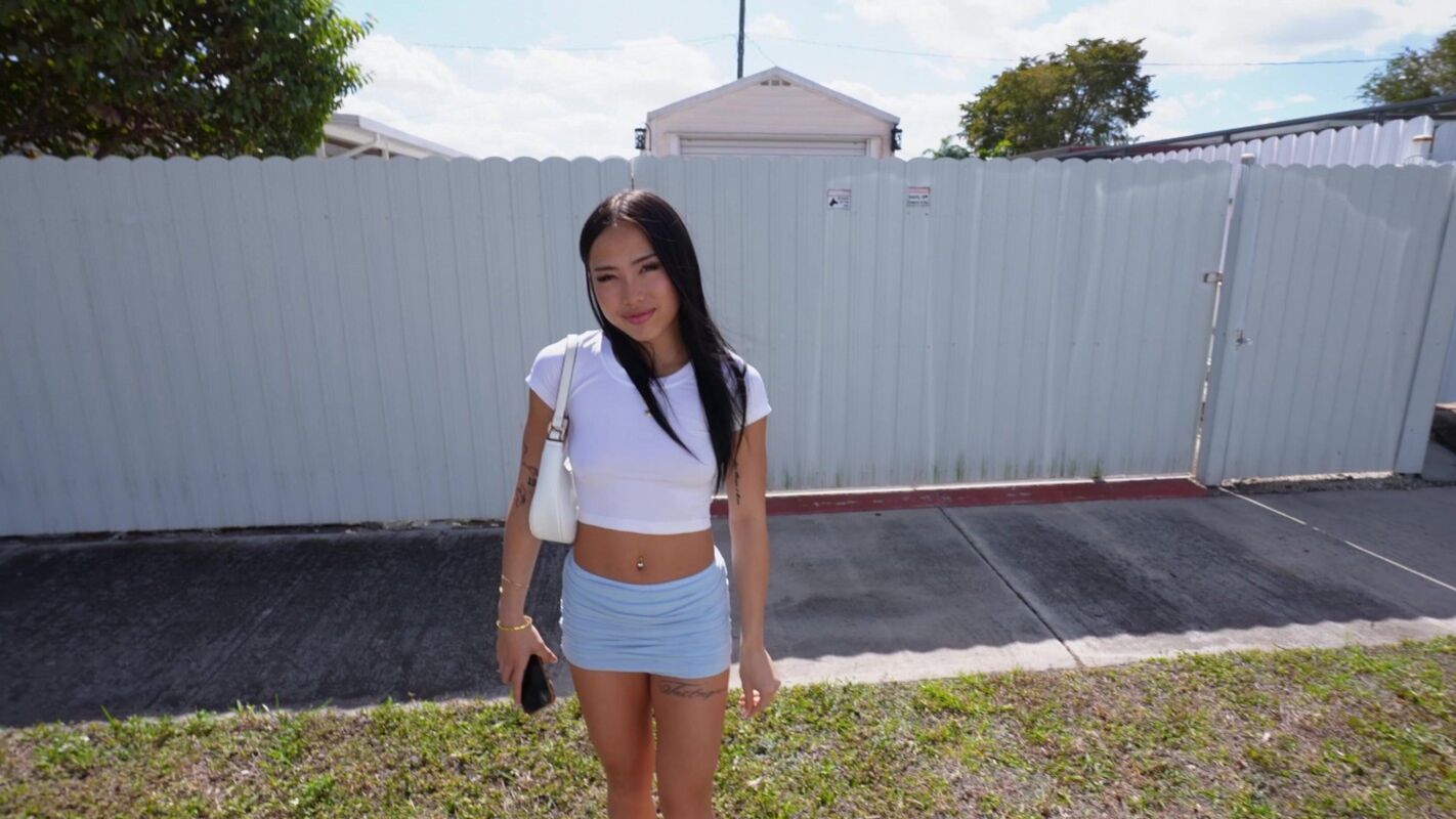 Vivienne Vo Cheats on her Boyfriend with Johnny Love