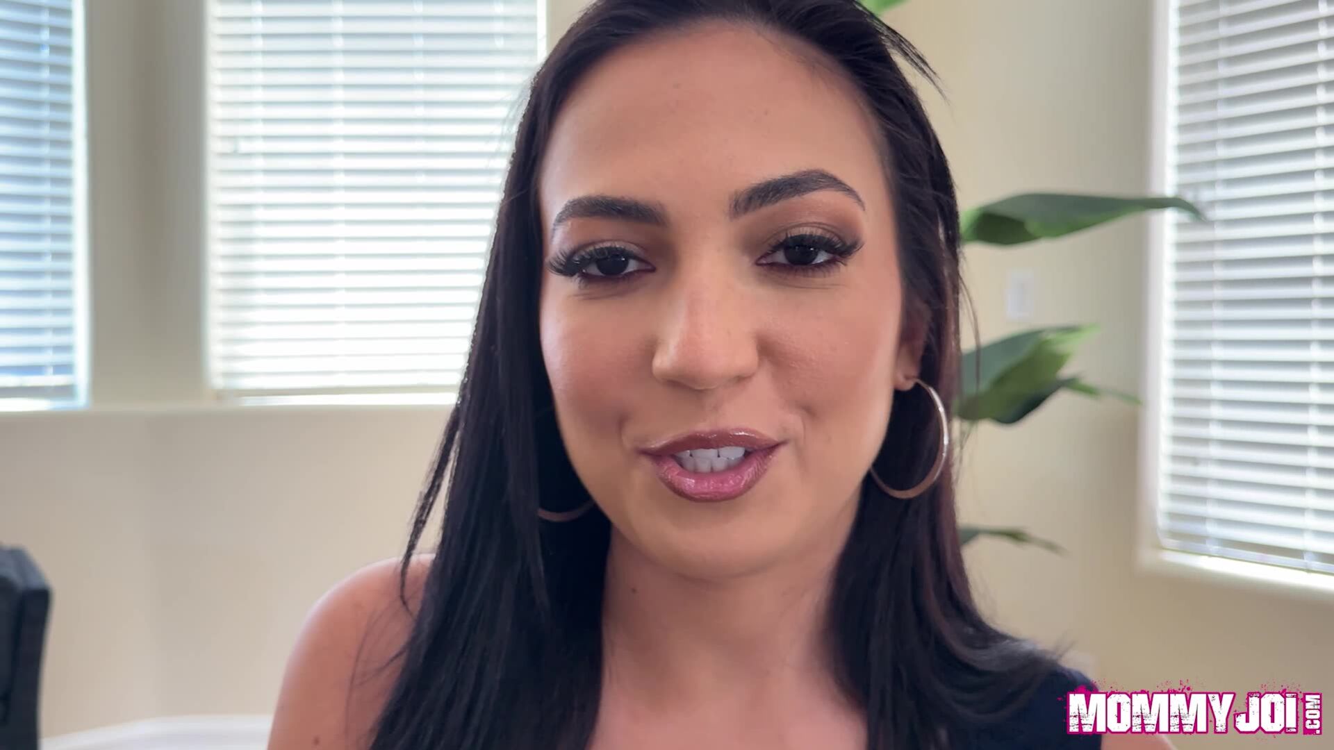 Mira Luv: Come Get Some Of Stepmommy's Pussy