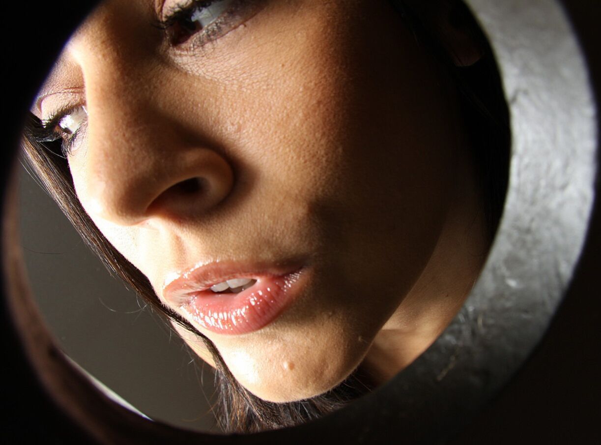 Glory Hole Goer Raylene Has A Hot Horny Hole