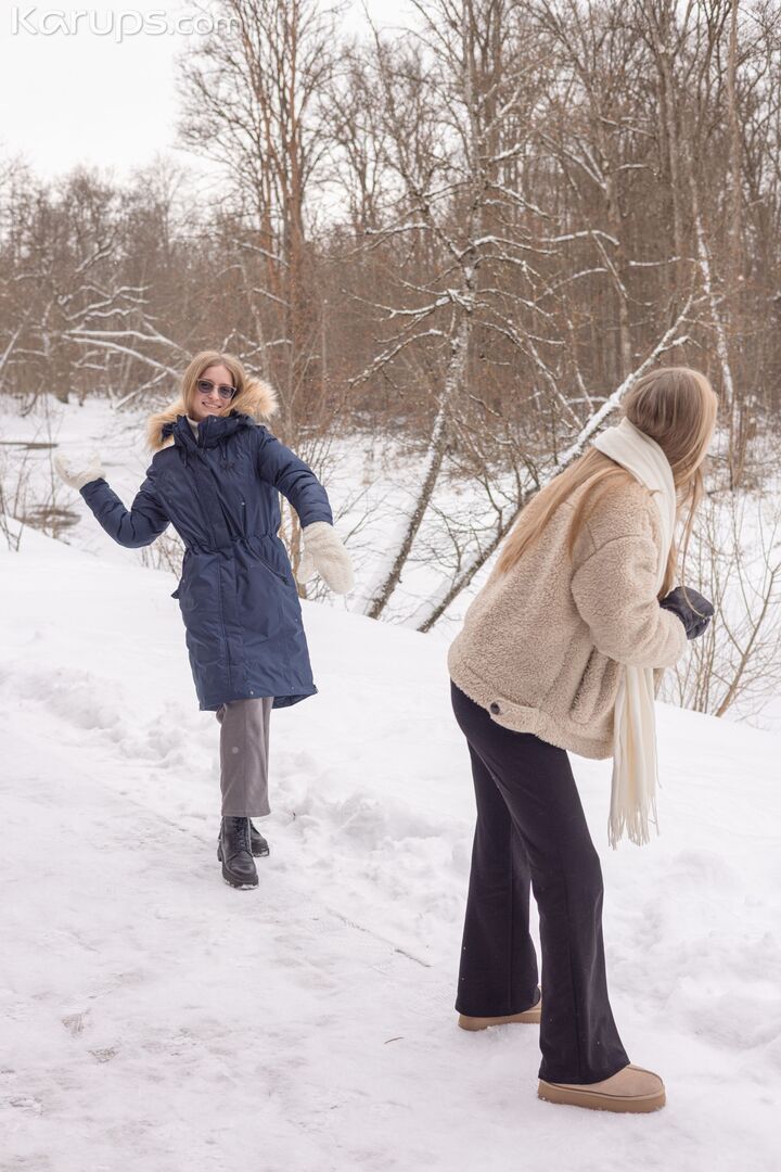 Snowy Escape 0604