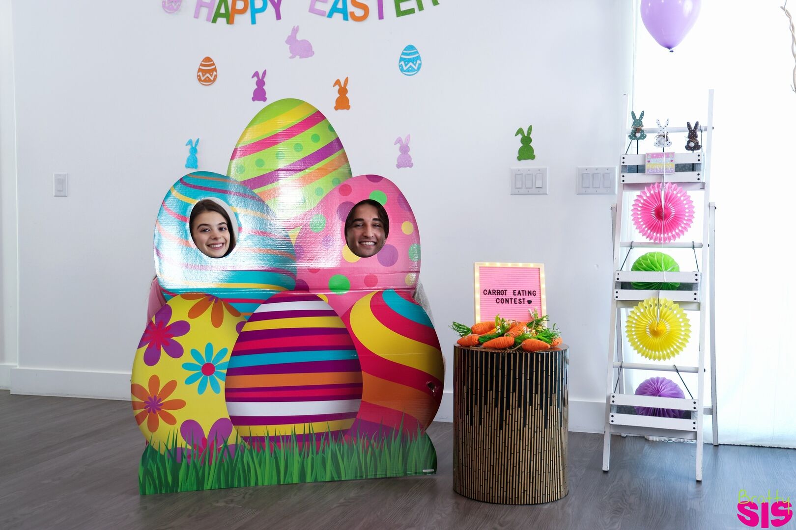 Stepsister Has A Carrot Eating Contest This Easter - S40:E7