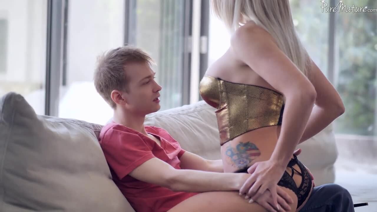 Brooke Paige: Escort To A Virgin