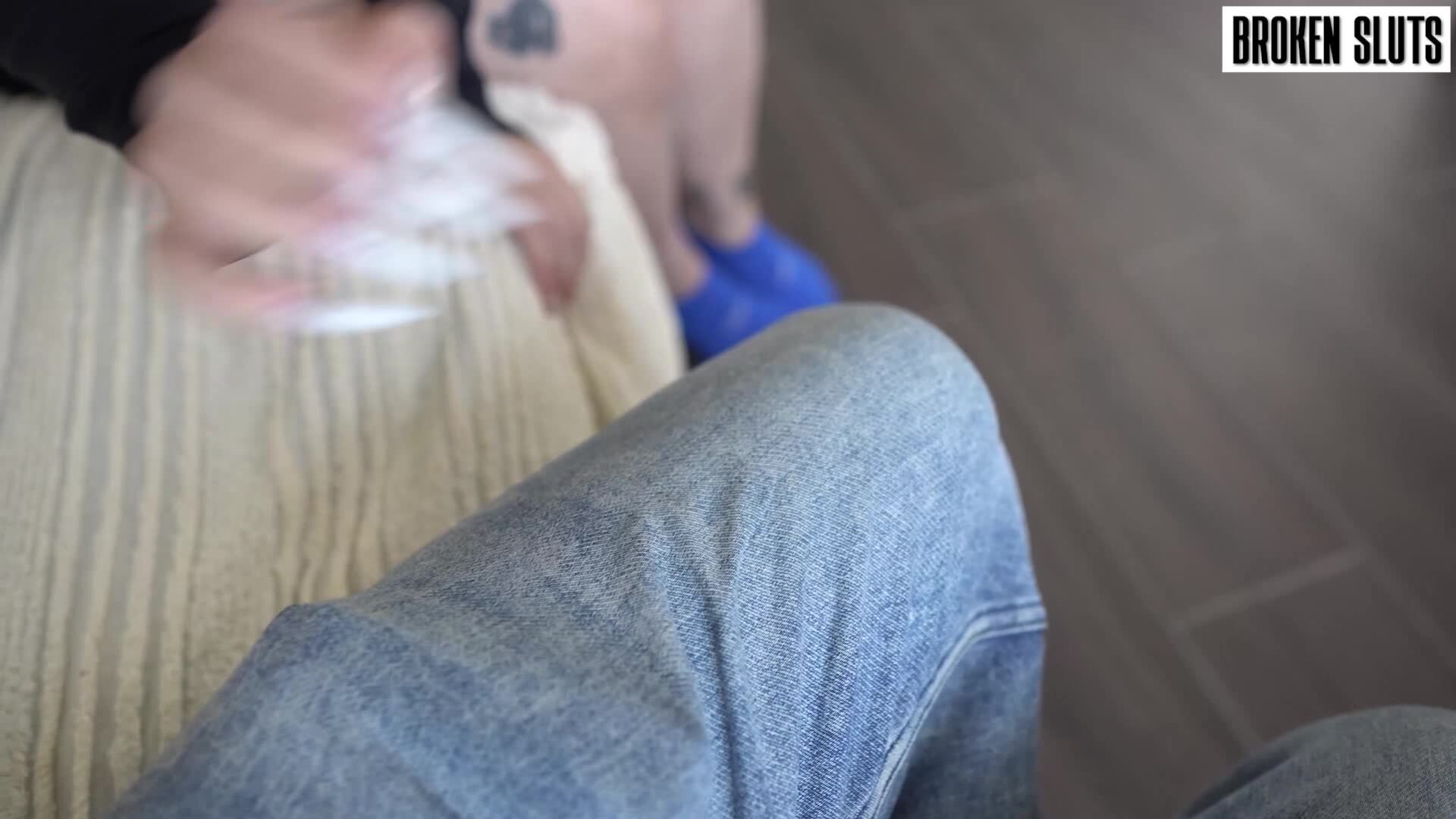 LET ME SHOW YOU WHAT A CUM DUMPSTER TRULY LOOKS LIKE - Kate Koss