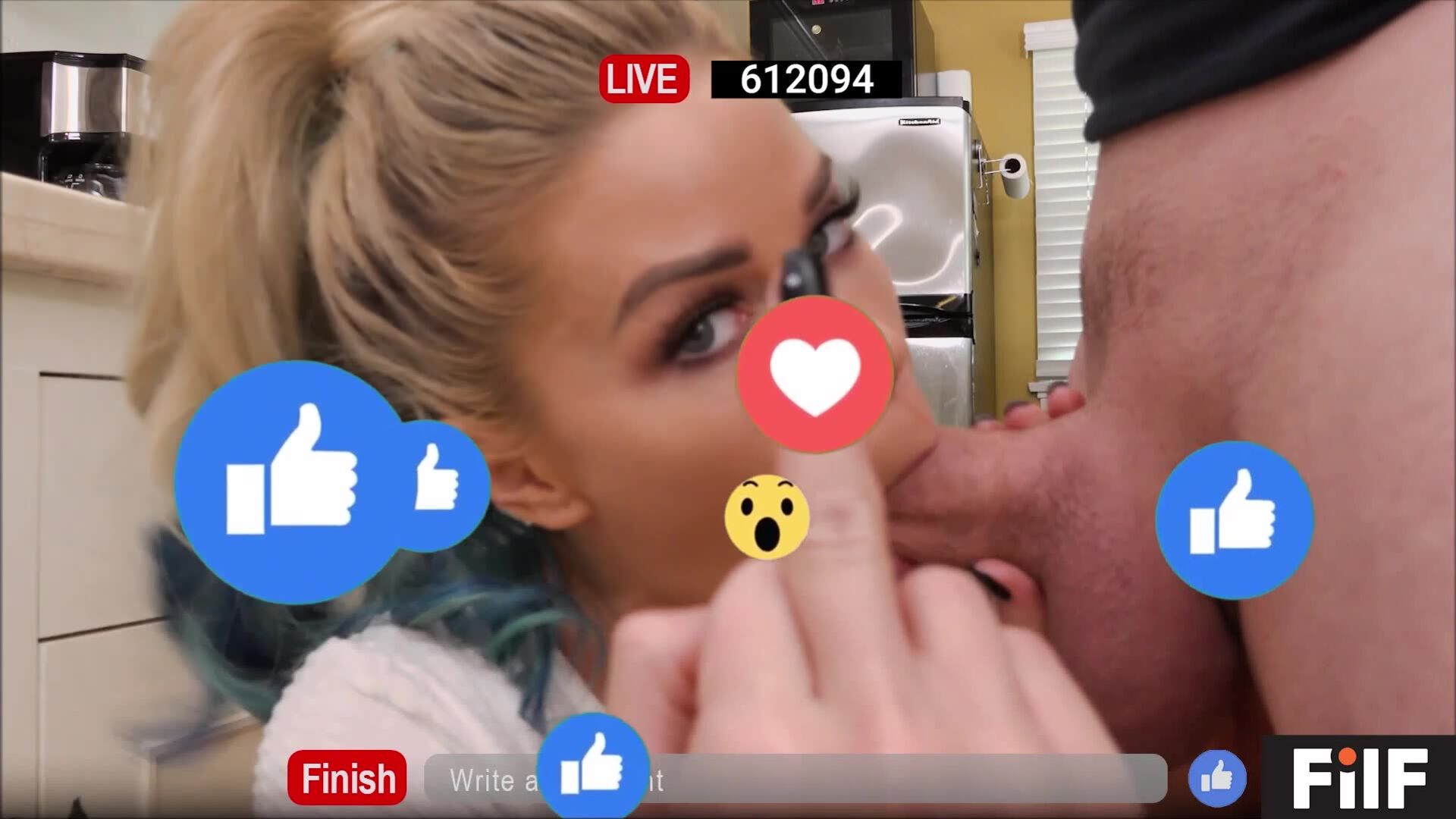 Stepsis Jessa Rhodes asks a favor but stepbro gets one in return