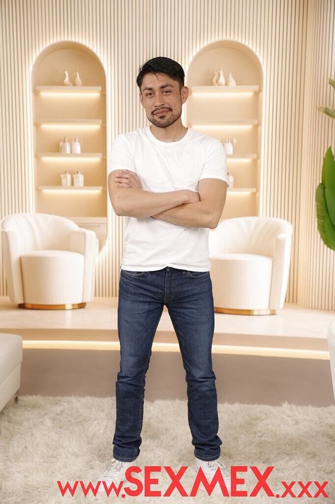 THE HORNY STYLIST . Gaby Veracruz