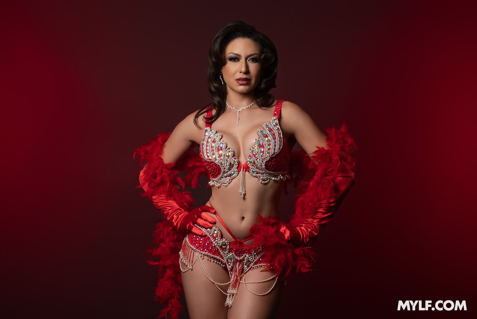 After the Burlesque Show: Cassie’s Private Performance