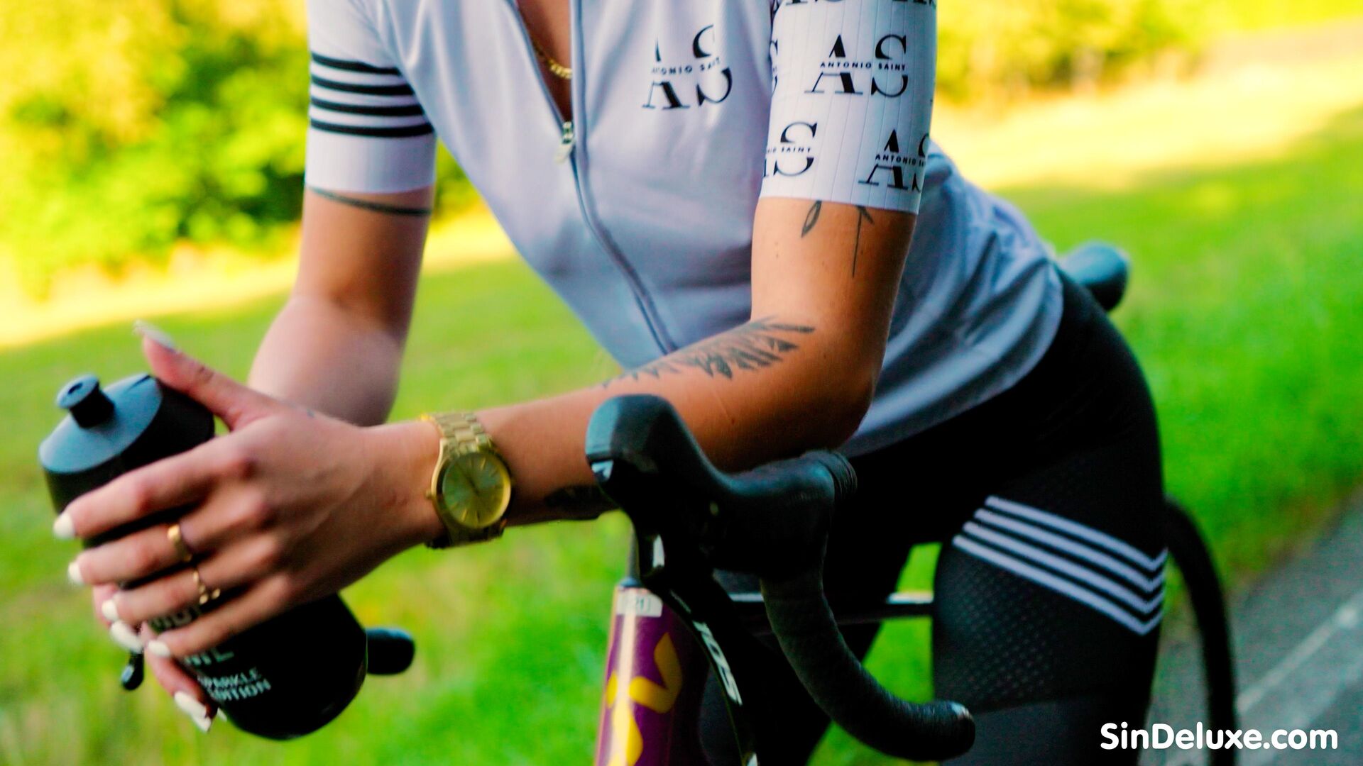 My cycling girl with benefits - chapter 1