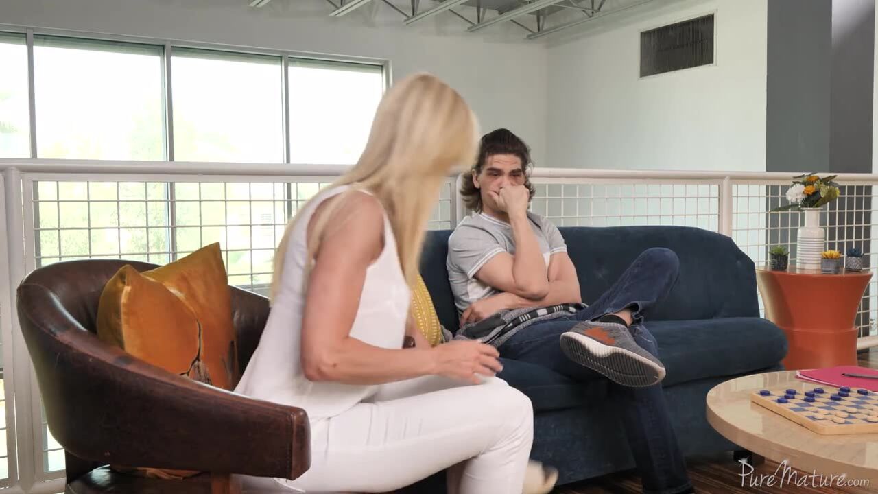 Brandi Love: Sex Therapy With Dr Love