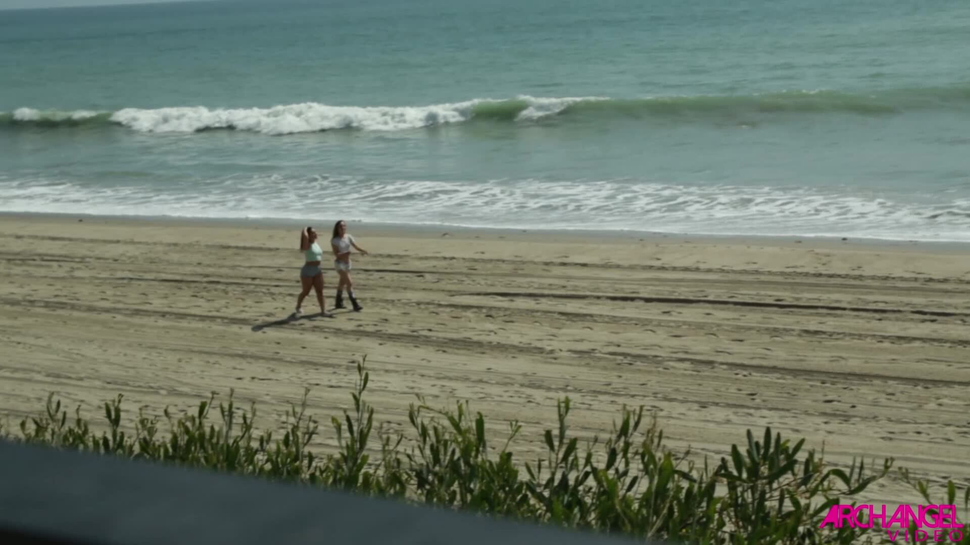 Remy Lacroix and Abella Danger Get Wet And Wild