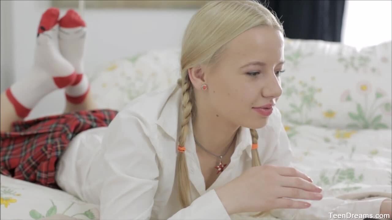 Teen Dreams: Chloe
