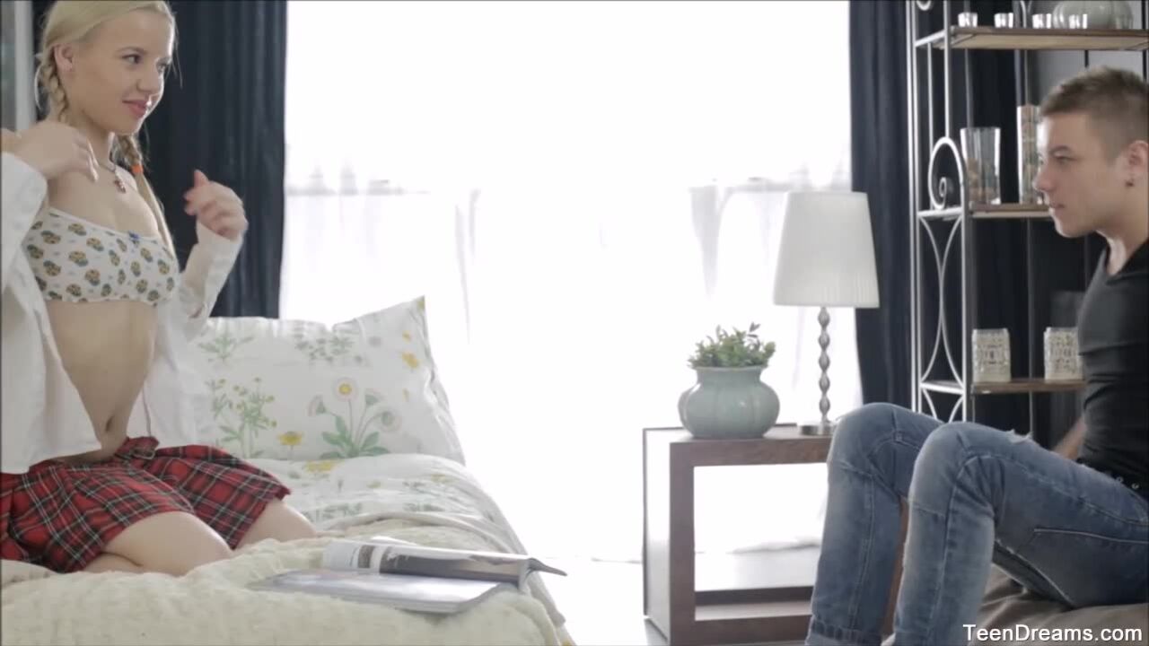 Teen Dreams: Chloe