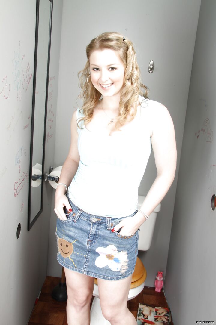 Sunny Lane Sucking Cock From The Bathroom Glory Hole