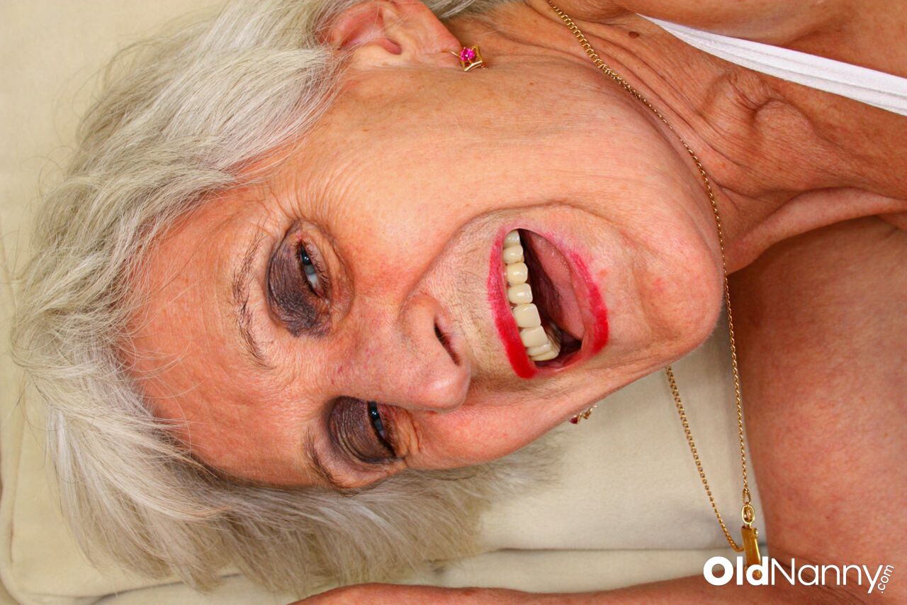 GRANNY ENJOYS A BIG YOUNG COCK IN HER PUSSY