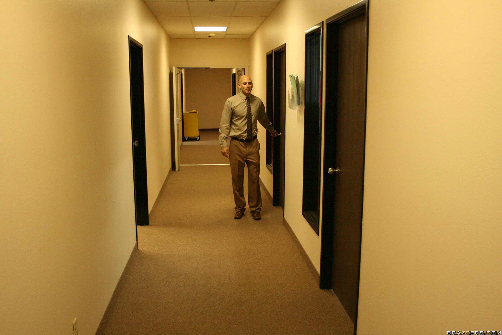 Impostor Rails Boobed Bombshell