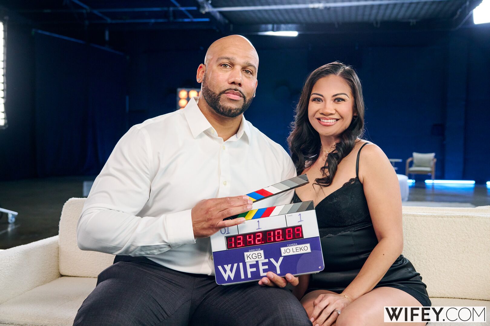 Kitana And Tyson: Hotwife Worships BBC For Husband
