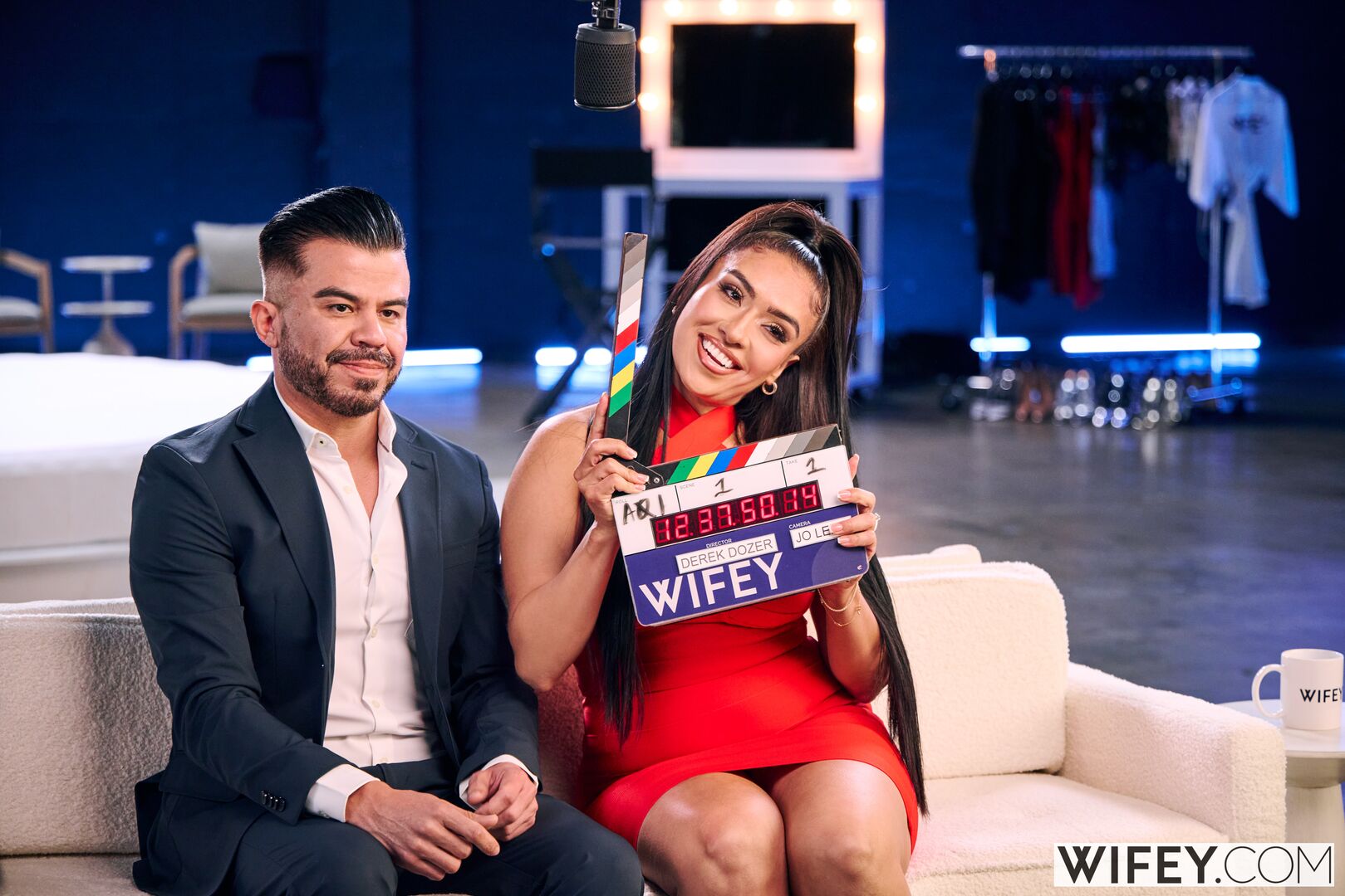 Sandra And Ivan: Wife Treats Her Man To A Front-Row Show