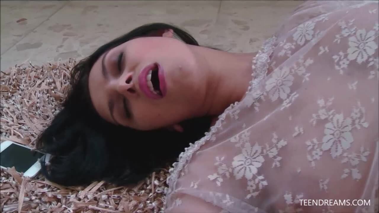 Teen Dreams: Kira Queen