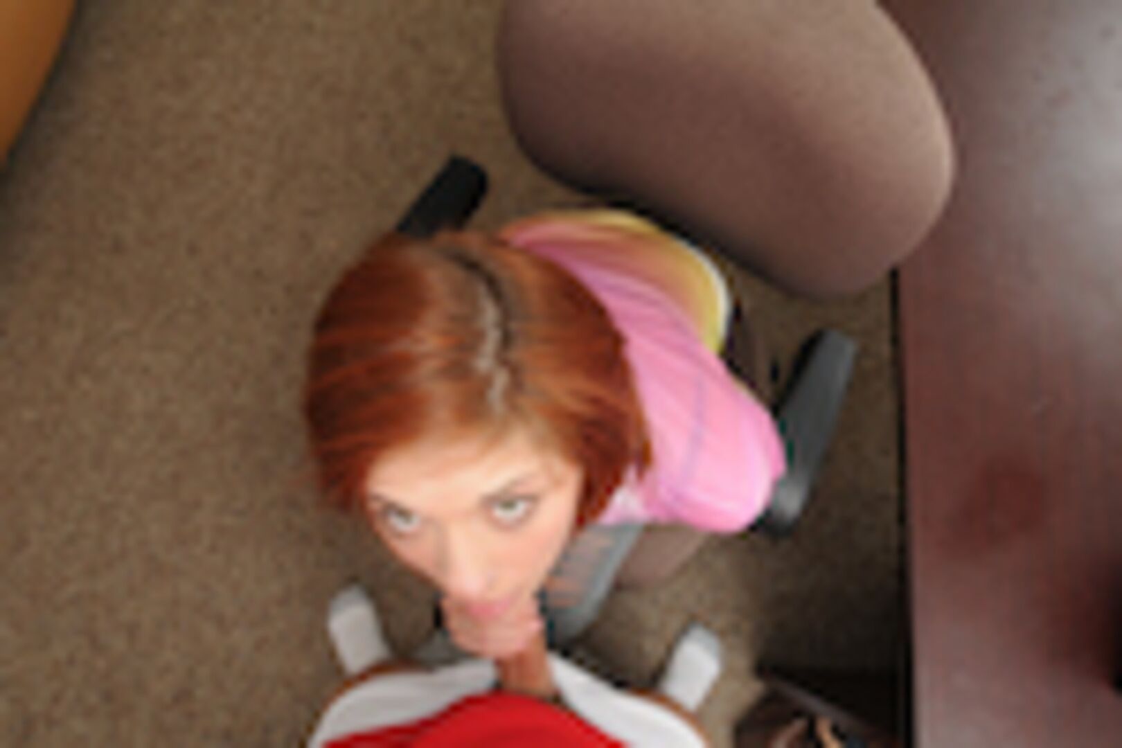 Pretty Redhead takes a huge load