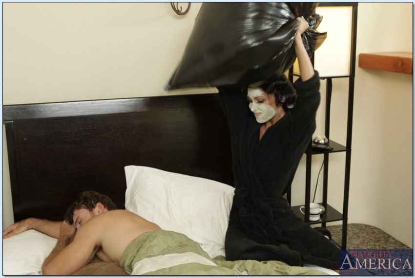 Wife Jessica Jaymes fucking in the bed with her piercings