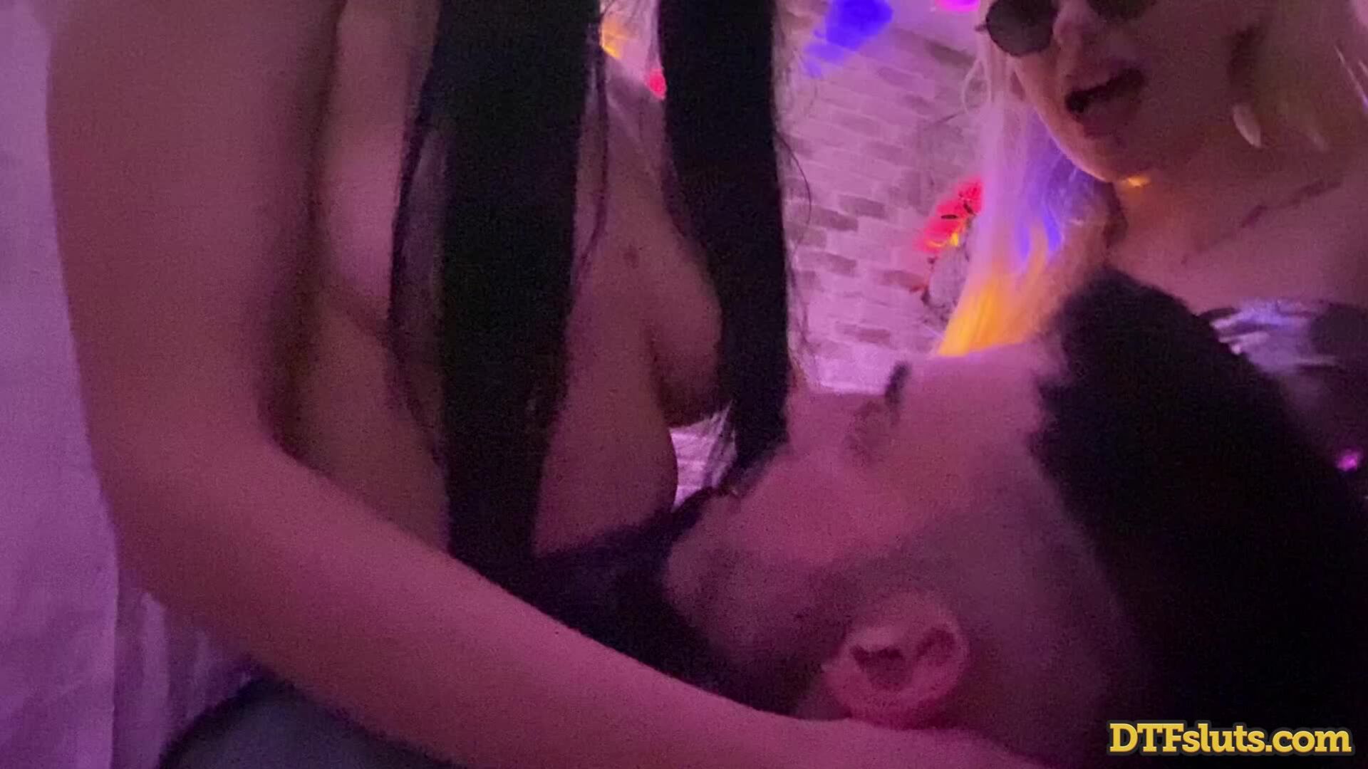Juicy Leila and Bella Mur Are Group Sex Party Sluts