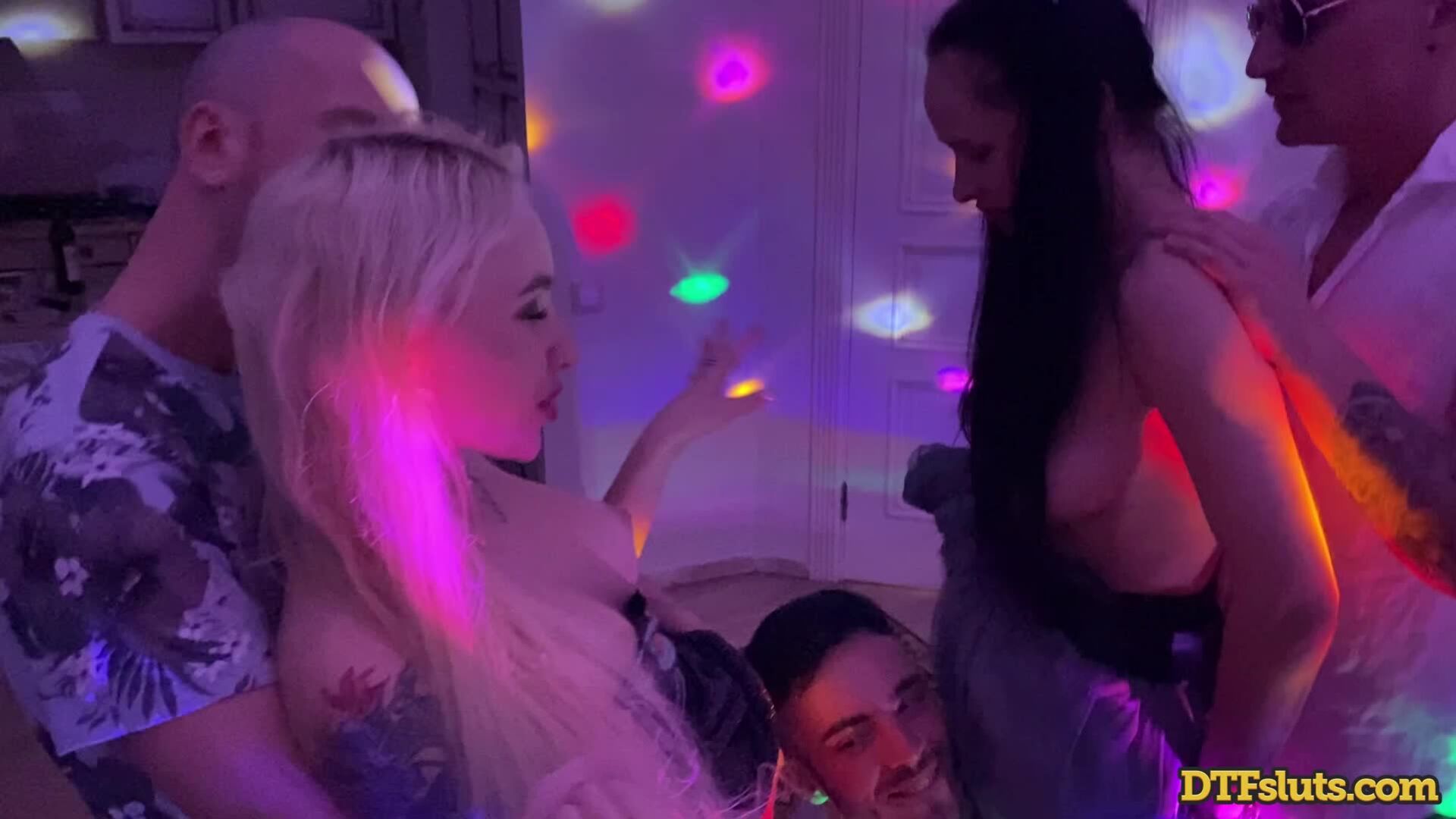 Juicy Leila and Bella Mur Are Group Sex Party Sluts