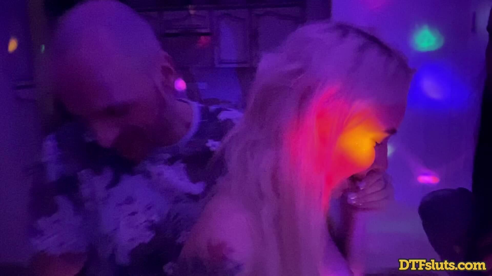 Juicy Leila and Bella Mur Are Group Sex Party Sluts