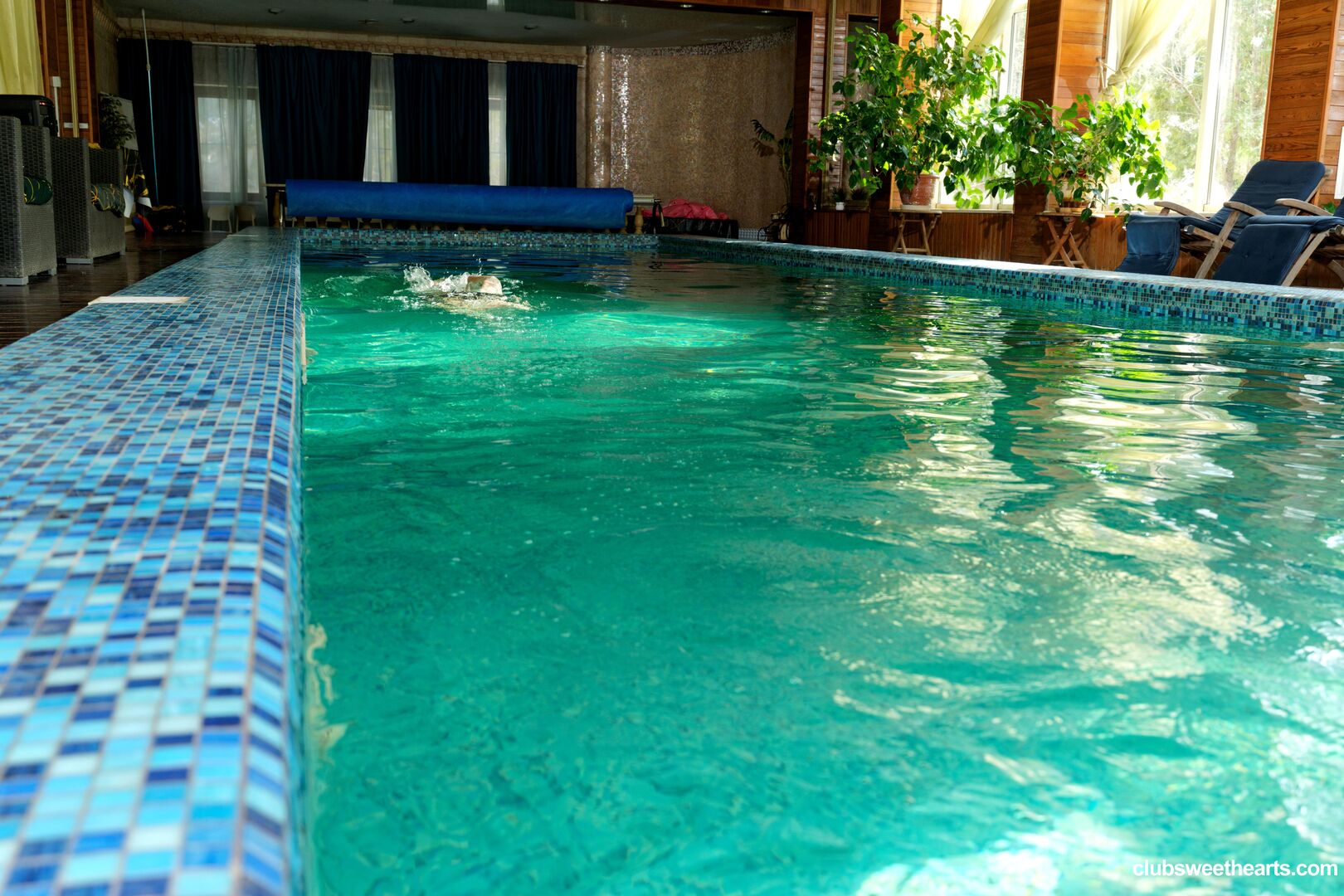 Pool splash - part 2/3