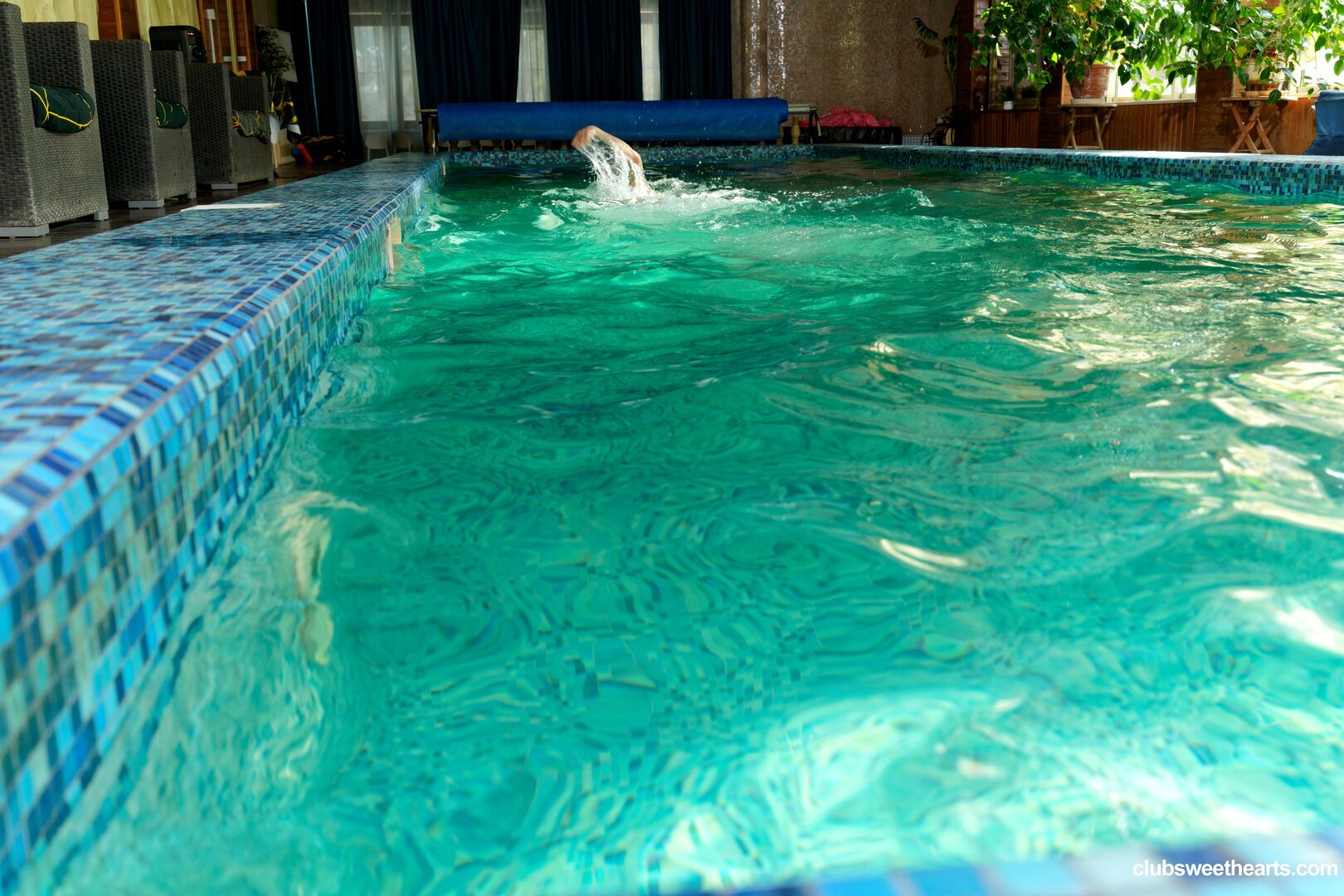 Pool splash - part 2/3