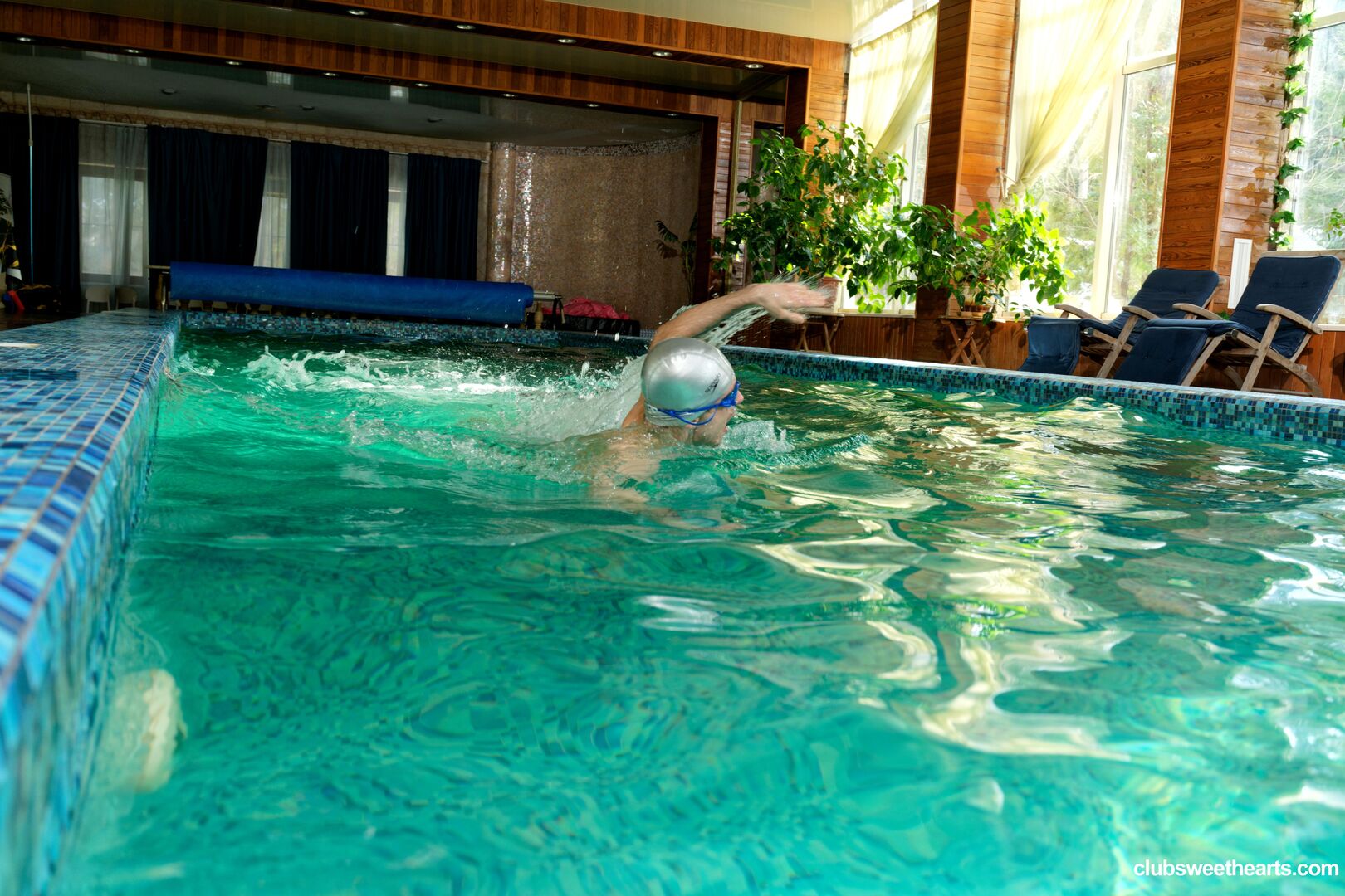Pool splash - part 2/3
