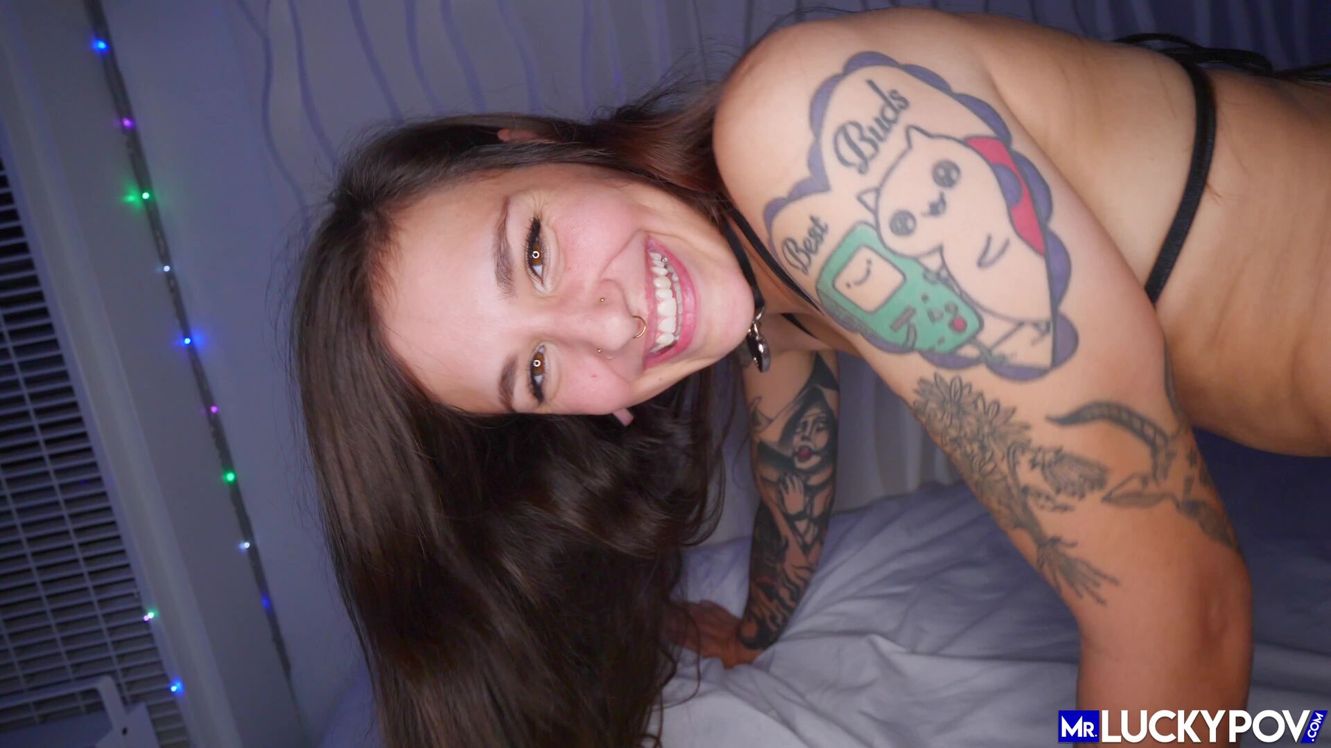 MrLuckyPOV: Luna Lovely