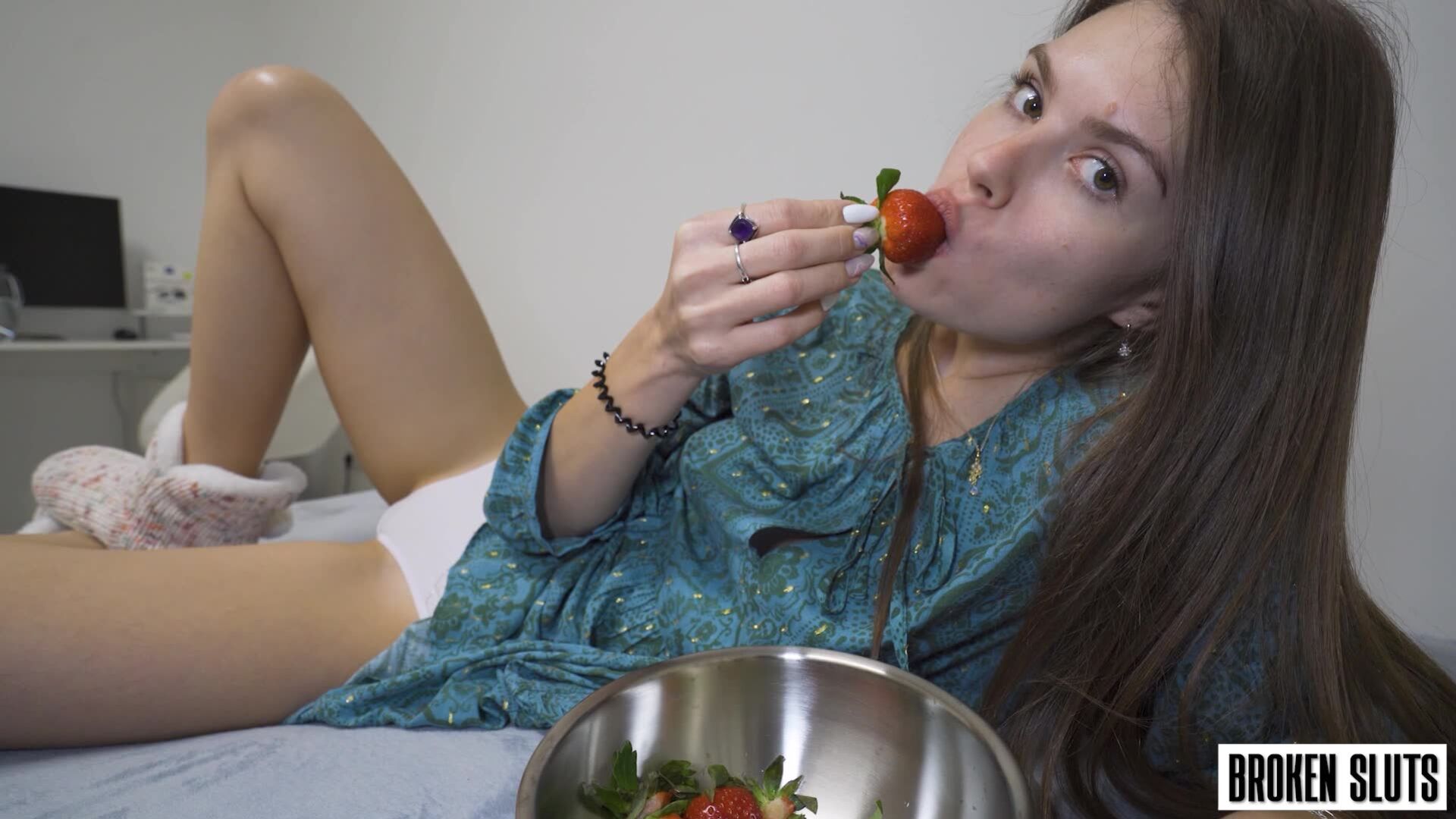 RIDING FOR THE NUT - Her Gripping Teen Pussy Always Milks Him In Minutes - Princess Alice