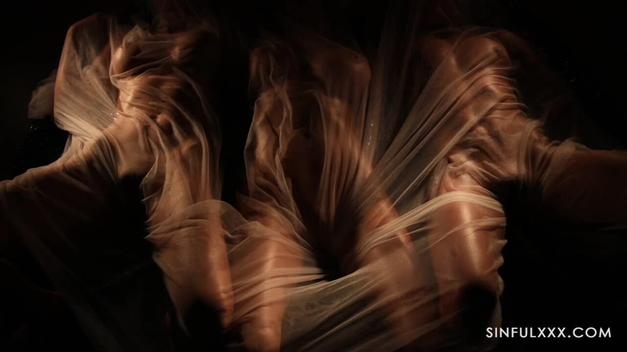SinfulXXX: Surreal Encounters 3